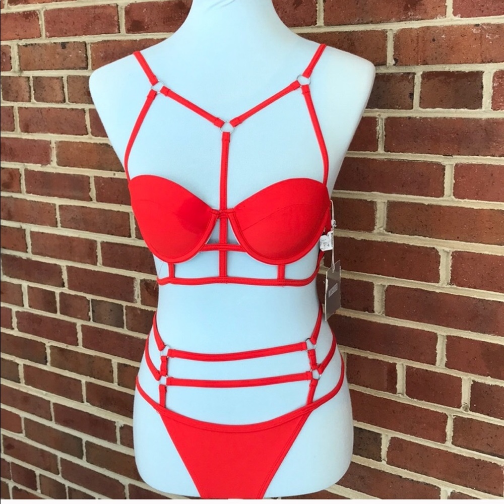 Strappy Missguided swim suit. new WITHOUT tags.